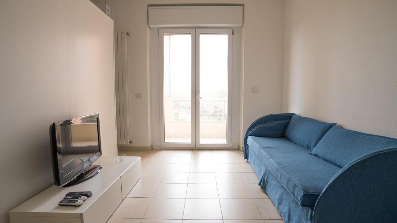 Apartamento Welcomely - Il Rifugio Delle Rondini Torre Grande Exterior foto